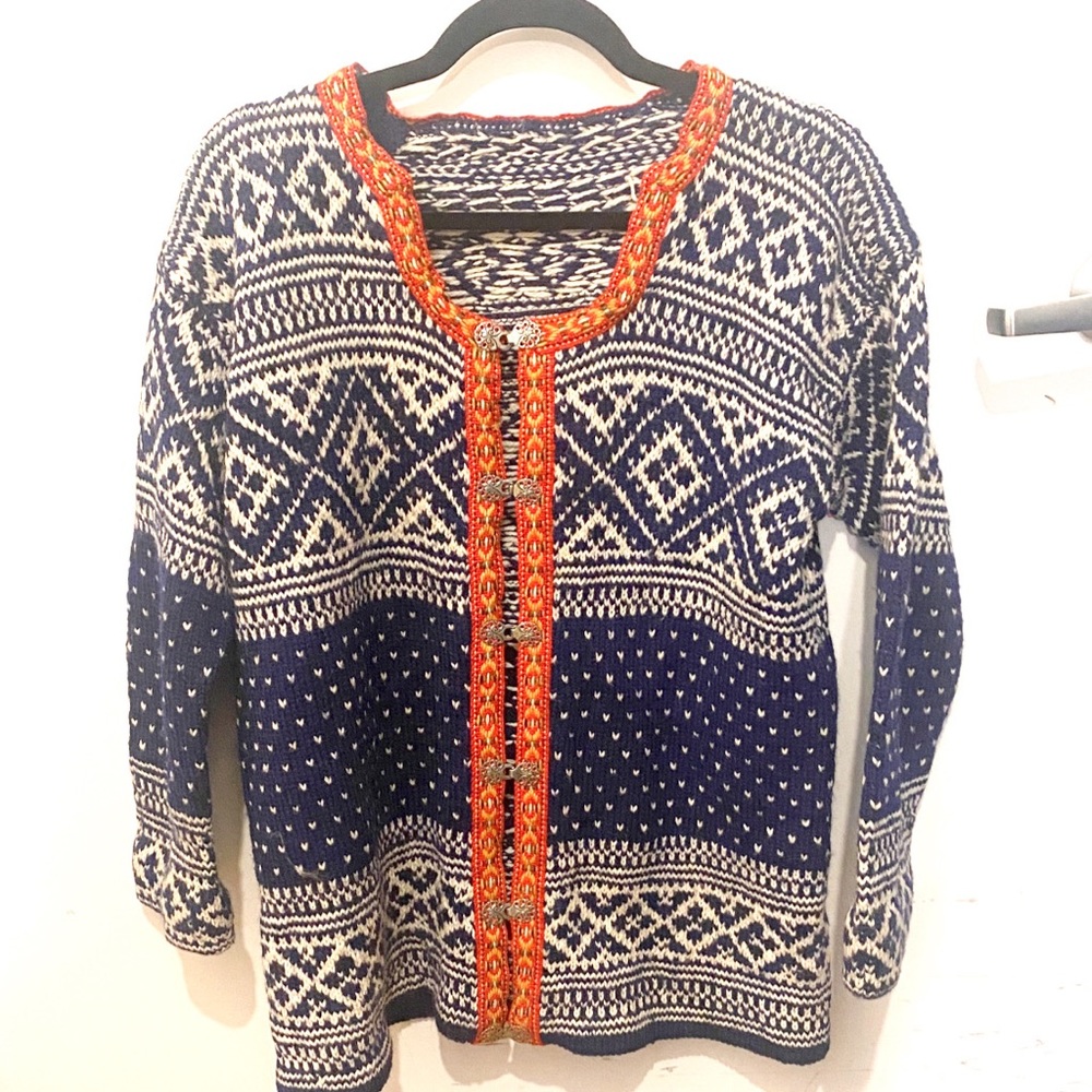 Vintage Scandinavian Nordic blue XL wool sweater